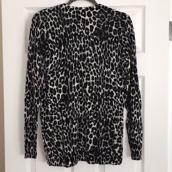 MICHAEL Michael Kors Animal Print V Neck Sweater - Picture 2 of 5